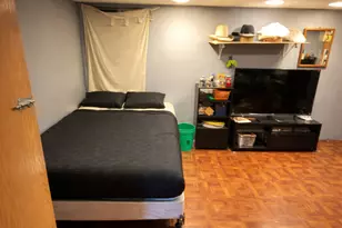 621 Elmwood Ave, Joliet, IL 60433 - Photo 3