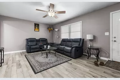 3009 Pleasant View Avenue, Rockford, IL 61108 - Photo 3