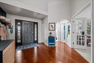 906 Bristol St, Pingree Grove, IL 60140 - Photo 3