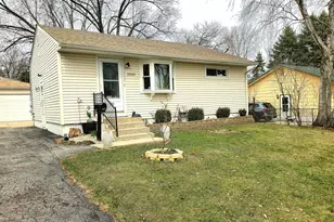2500 Dakota Rd, Waukegan, IL 60087 - Photo 1