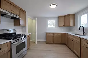 214 Read St, Elburn, IL 60119 - Photo 9