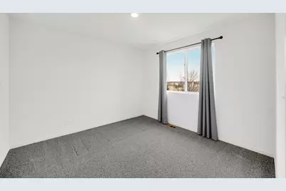 2155 Greenview Drive, Woodstock, IL 60098 - Photo 19