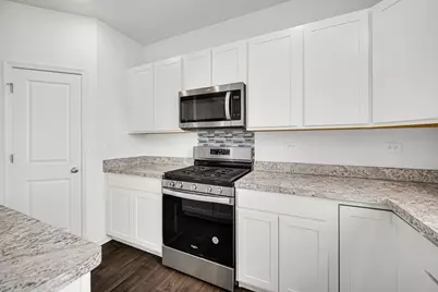 2155 Greenview Drive, Woodstock, IL 60098 - Photo 13