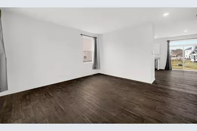 2155 Greenview Drive, Woodstock, IL 60098 - Photo 5