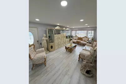 1643 Sycamore Street, Des Plaines, IL 60018 - Photo 3