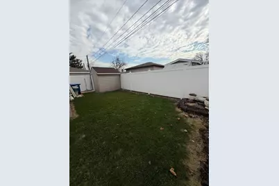 1643 Sycamore Street, Des Plaines, IL 60018 - Photo 25