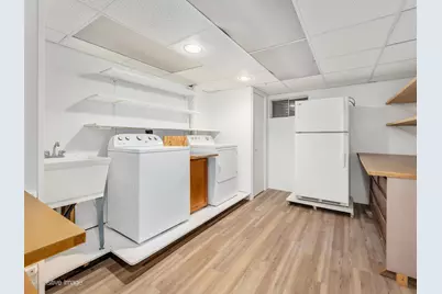 285 E 1st Street, Elmhurst, IL 60126 - Photo 17