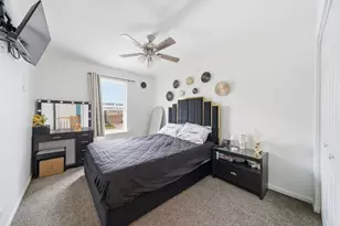 2021 Cypress Ct, Glendale Heights, IL 60139 - Photo 17