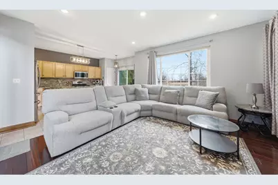 2021 Cypress Court, Glendale Heights, IL 60139 - Photo 9