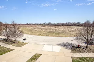 1581 Pinehurst Dr, Joliet, IL 60433 - Photo 35