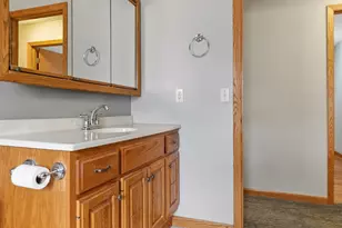 1427 18th Ave, Silvis, IL 61282 - Photo 33