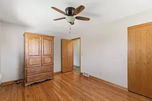 1427 18th Ave, Silvis, IL 61282 - Photo 27