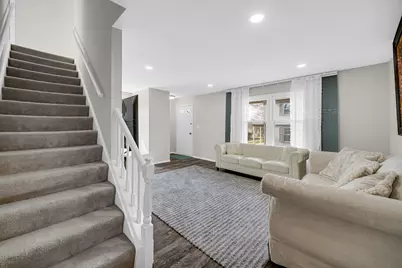 611 Kendall Court, Schaumburg, IL 60194 - Photo 3