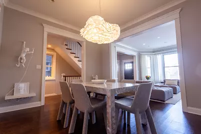 1833 W Cuyler Avenue, Chicago, IL 60613 - Photo 11