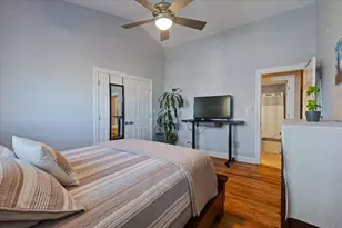 5036 N Lockwood Ave, Chicago, IL 60630 - Photo 21