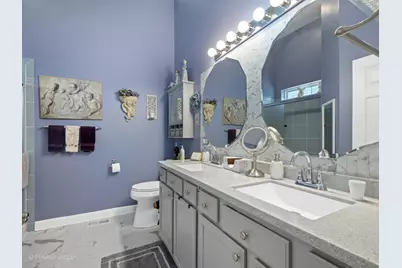 1660 Briarheath Drive, Aurora, IL 60505 - Photo 13