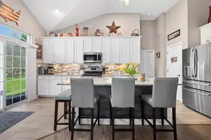 1660 Briarheath Dr, Aurora, IL 60505 - Photo 9