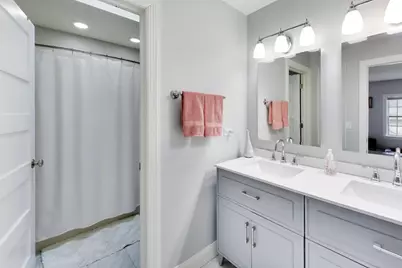 924 Glen Oak Drive, Sleepy Hollow, IL 60118 - Photo 25