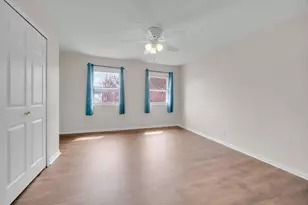 1641 Lois Ann Ln, Naperville, IL 60563 - Photo 25