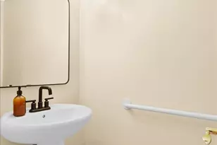 557 Ingalton Ave, West Chicago, IL 60185 - Photo 15