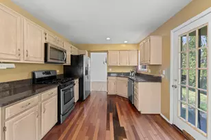 1797 Copperfield Ln, Crystal Lake, IL 60014 - Photo 11