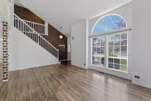 1797 Copperfield Ln, Crystal Lake, IL 60014 - Photo 5