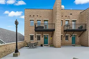 210 N Cass Ave, Westmont, IL 60559 - Photo 3