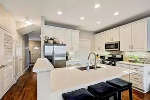 210 N Cass Ave, Westmont, IL 60559 - Photo 9