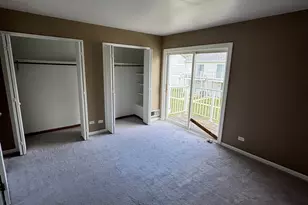 420 Meadow Green Ln, Round Lake Beach, IL 60073 - Photo 9