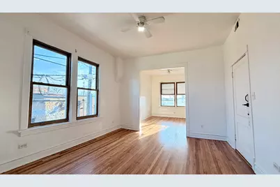 1142 N Monticello Avenue, Chicago, IL 60651 - Photo 3