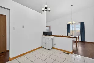 7606 W Saint Francis Rd, Frankfort, IL 60423 - Photo 5