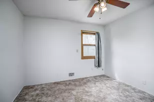 2612 24th Ave, Rock Island, IL 61201 - Photo 11