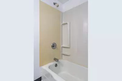 2612 24th Avenue, Rock Island, IL 61201 - Photo 13