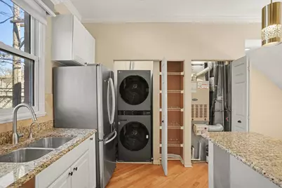 2940 N Lakewood Avenue #7, Chicago, IL 60657 - Photo 9