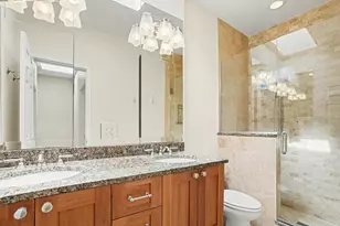 2940 N Lakewood Ave, Chicago, IL 60657 - Photo 17