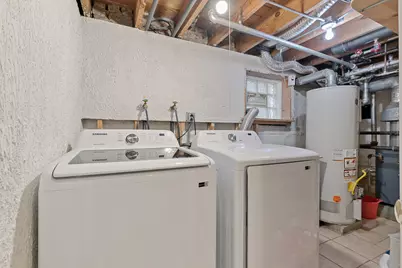 5806 W Wilson Avenue, Chicago, IL 60630 - Photo 15