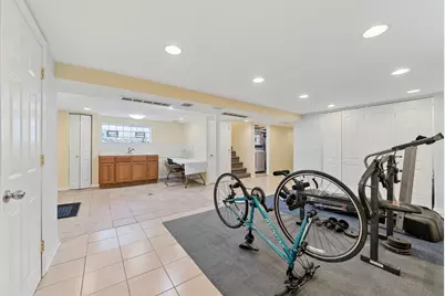 5806 W Wilson Avenue, Chicago, IL 60630 - Photo 17