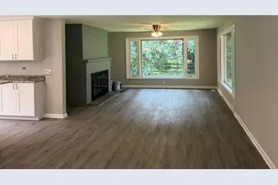 28450 N Shagbark Lane, Libertyville, IL 60048 - Photo 11