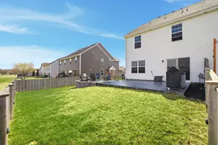 7625 Stonecrop Ln, Joliet, IL 60431 - Photo 5