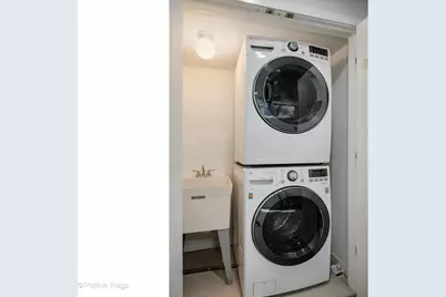 1320 N Moorman Street, Chicago, IL 60622 - Photo 27