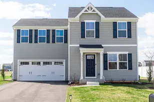 383 Thresher St, Dekalb, IL 60115 - Photo 1