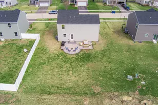 383 Thresher St, Dekalb, IL 60115 - Photo 35