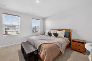 383 Thresher St, Dekalb, IL 60115 - Photo 17