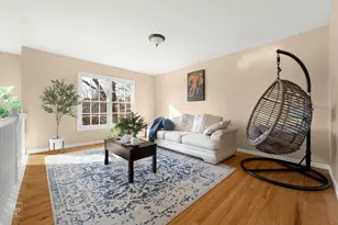 2220 Brookwood Dr, South Elgin, IL 60177 - Photo 9