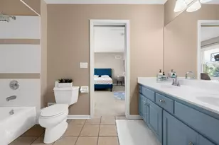 2220 Brookwood Dr, South Elgin, IL 60177 - Photo 13