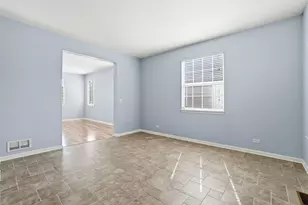 1208 Violet Ln, Joliet, IL 60431 - Photo 5