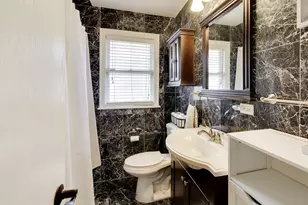 5310 Davis St, Skokie, IL 60077 - Photo 15