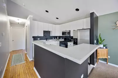 1002 Castleshire Drive, Woodstock, IL 60098 - Photo 11