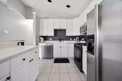 1002 Castleshire Drive, Woodstock, IL 60098 - Photo 13