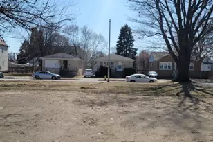 330 154th Pl, Calumet City, IL 60409 - Photo 3